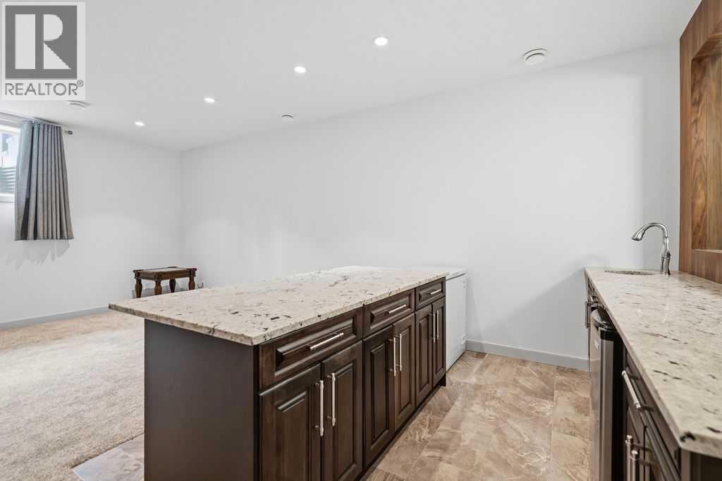 1125 Russet Road NE - 40