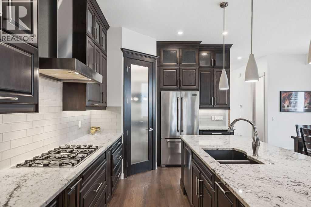1125 Russet Road NE - 10
