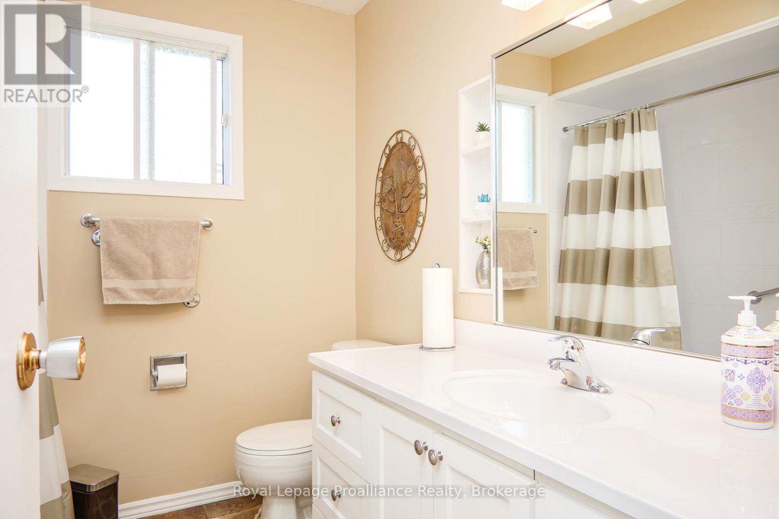 679 MACKECHNIE CRESCENT - 24