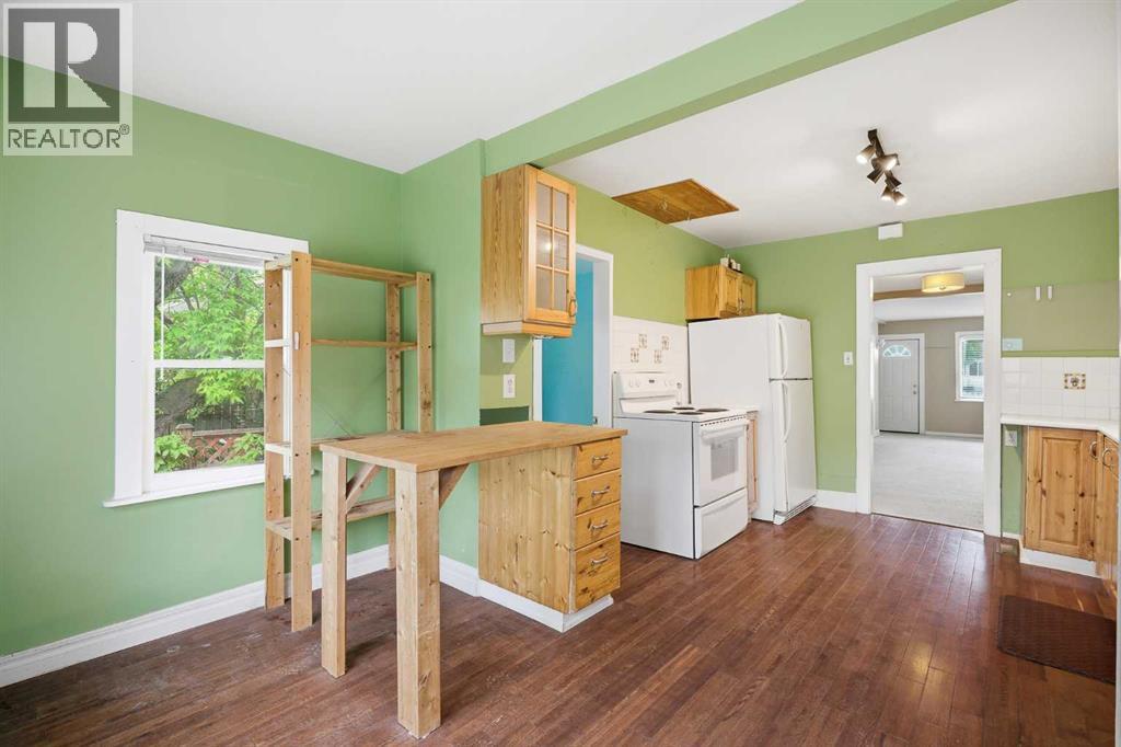 919 20 Avenue NW - 22