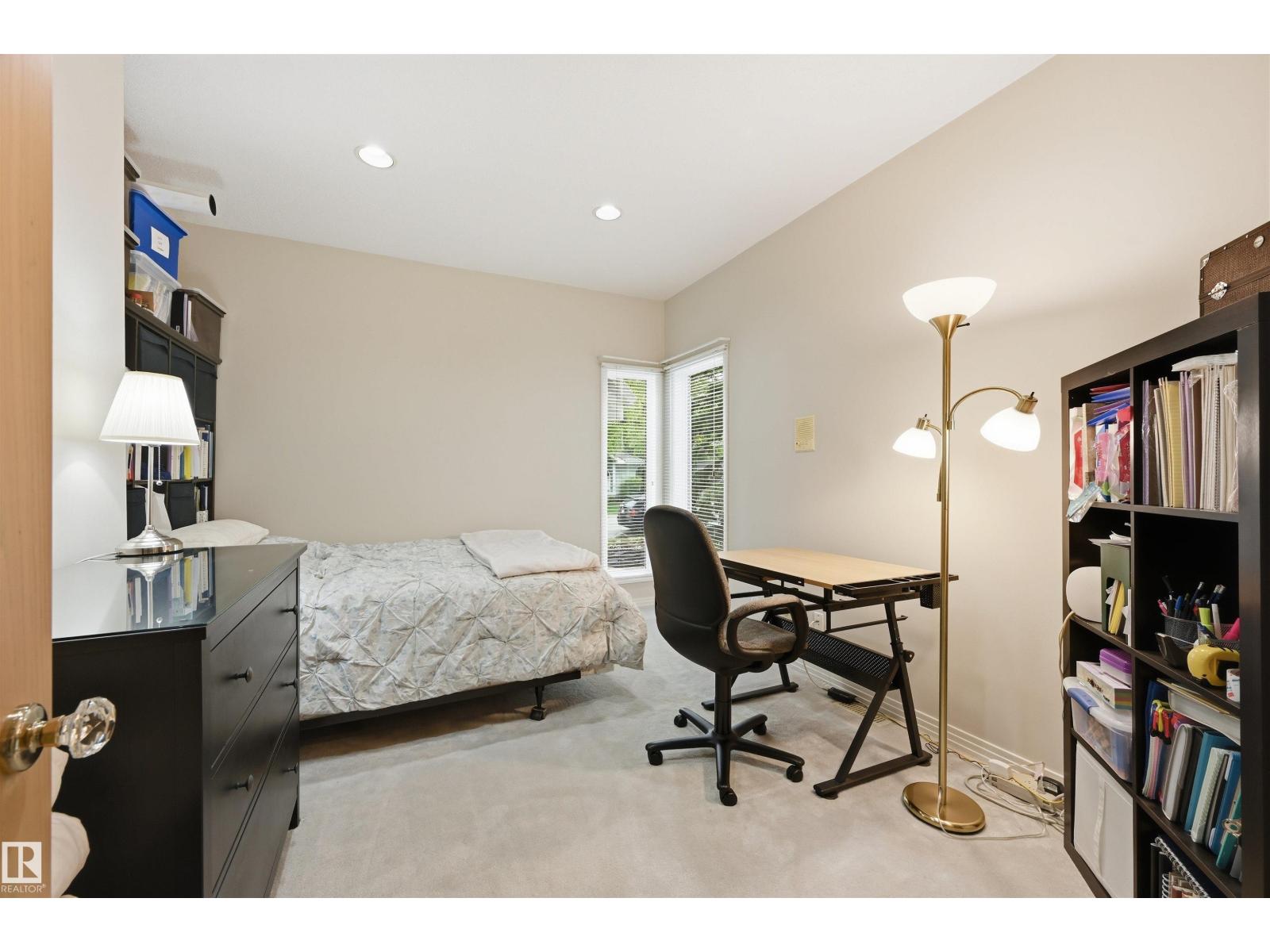 420 OSBORNE CR NW - 24