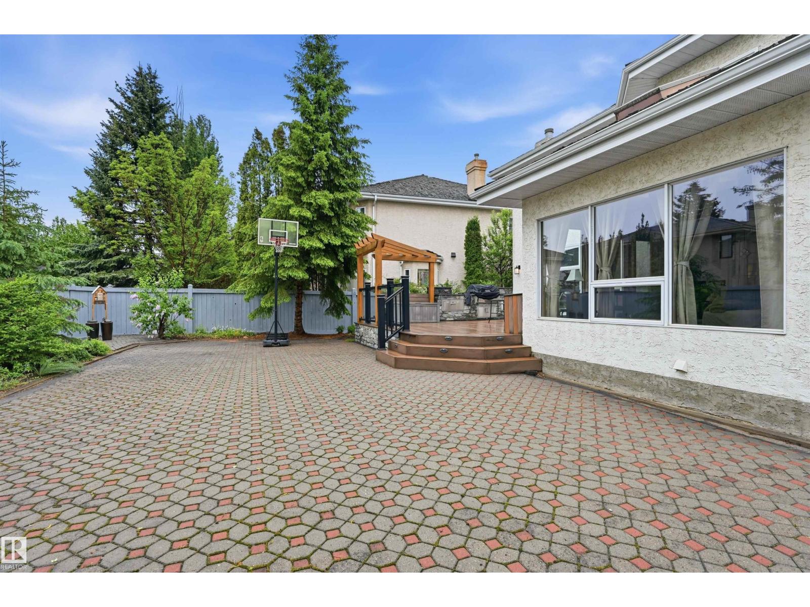 420 OSBORNE CR NW - 49