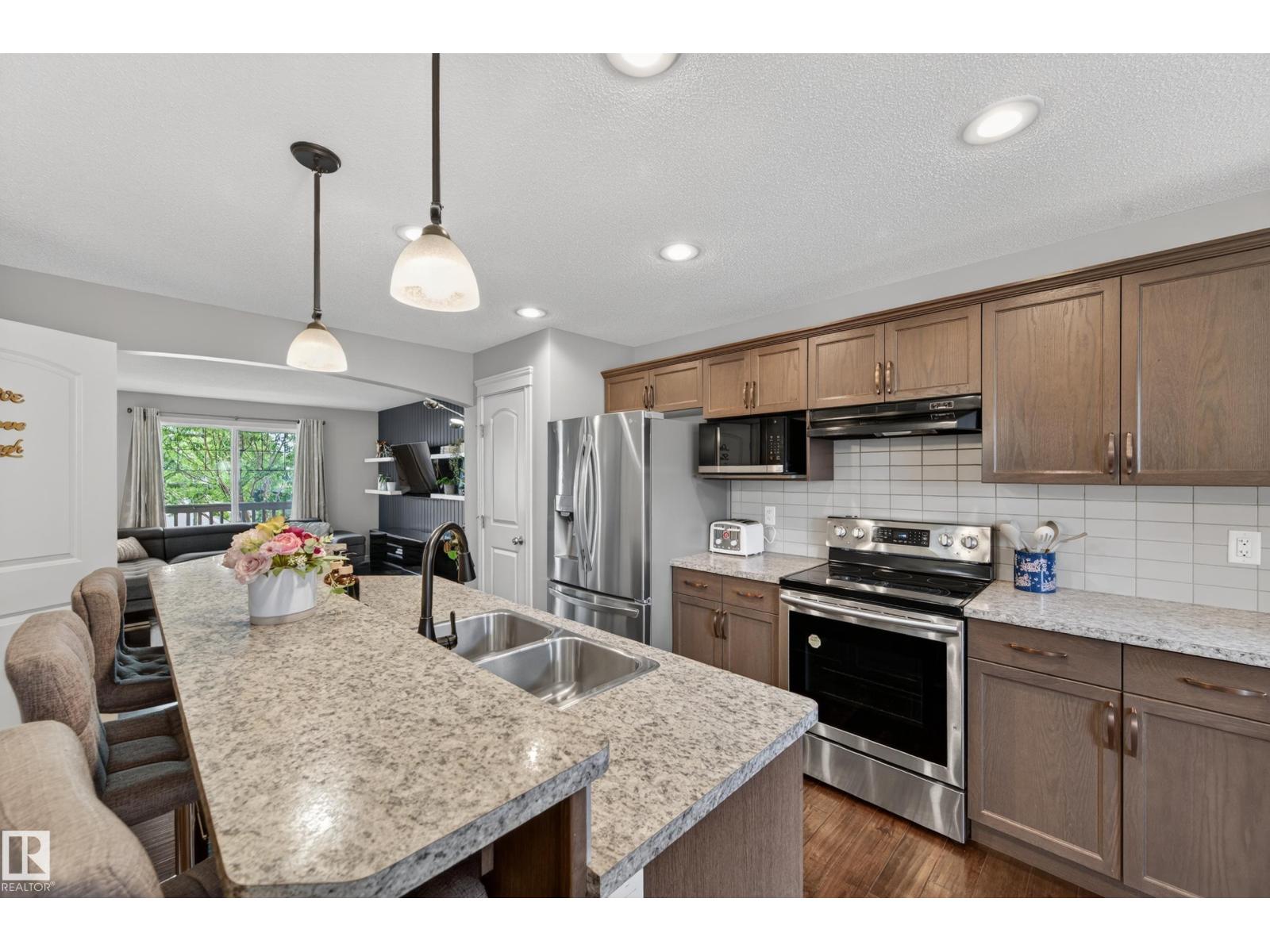2619 12 ST NW - 15