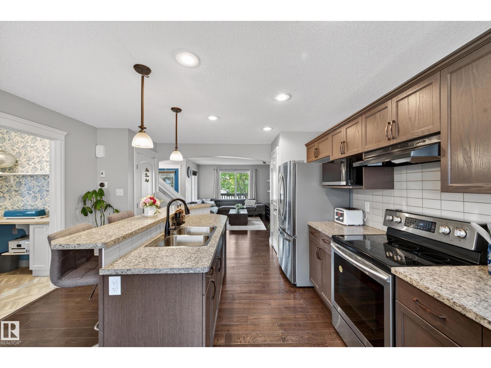 2619 12 ST NW - 17