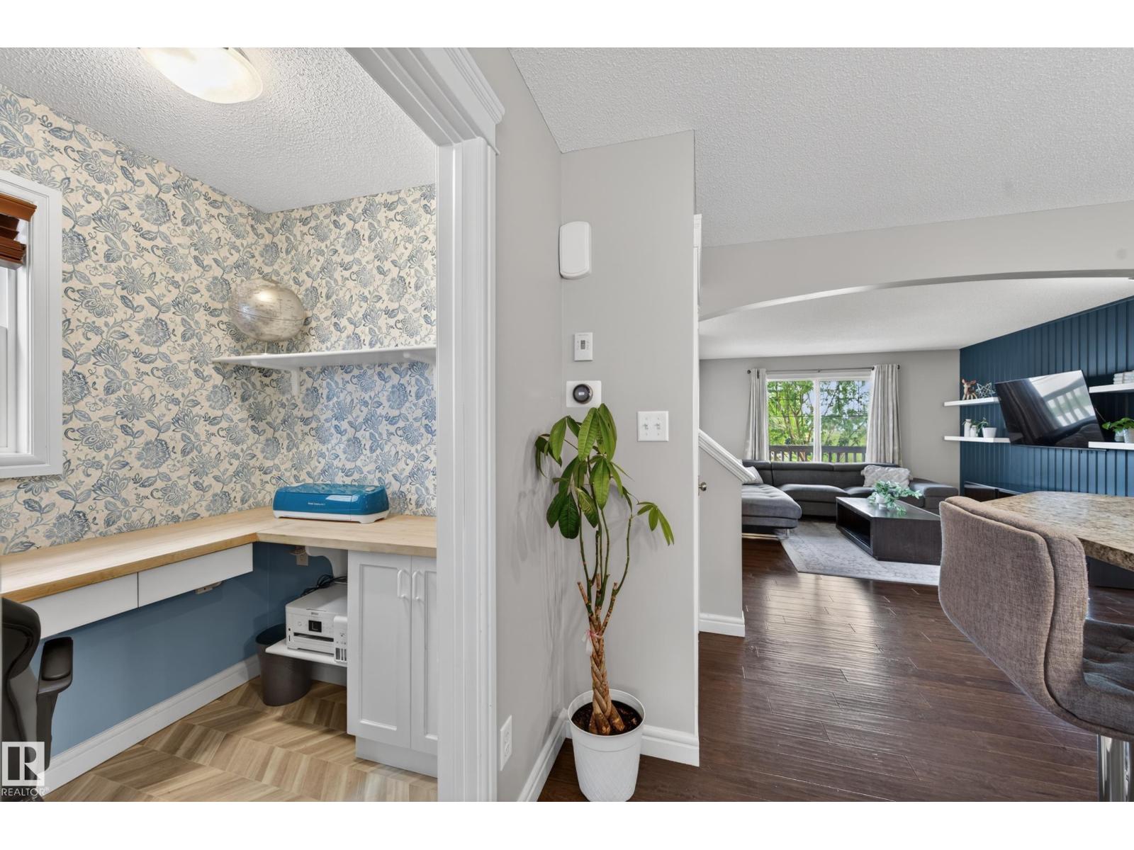 2619 12 ST NW - 26