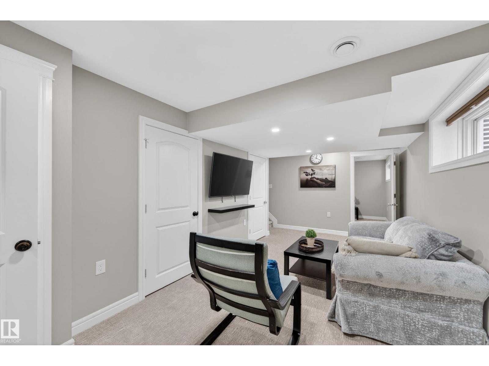 2619 12 ST NW - 45