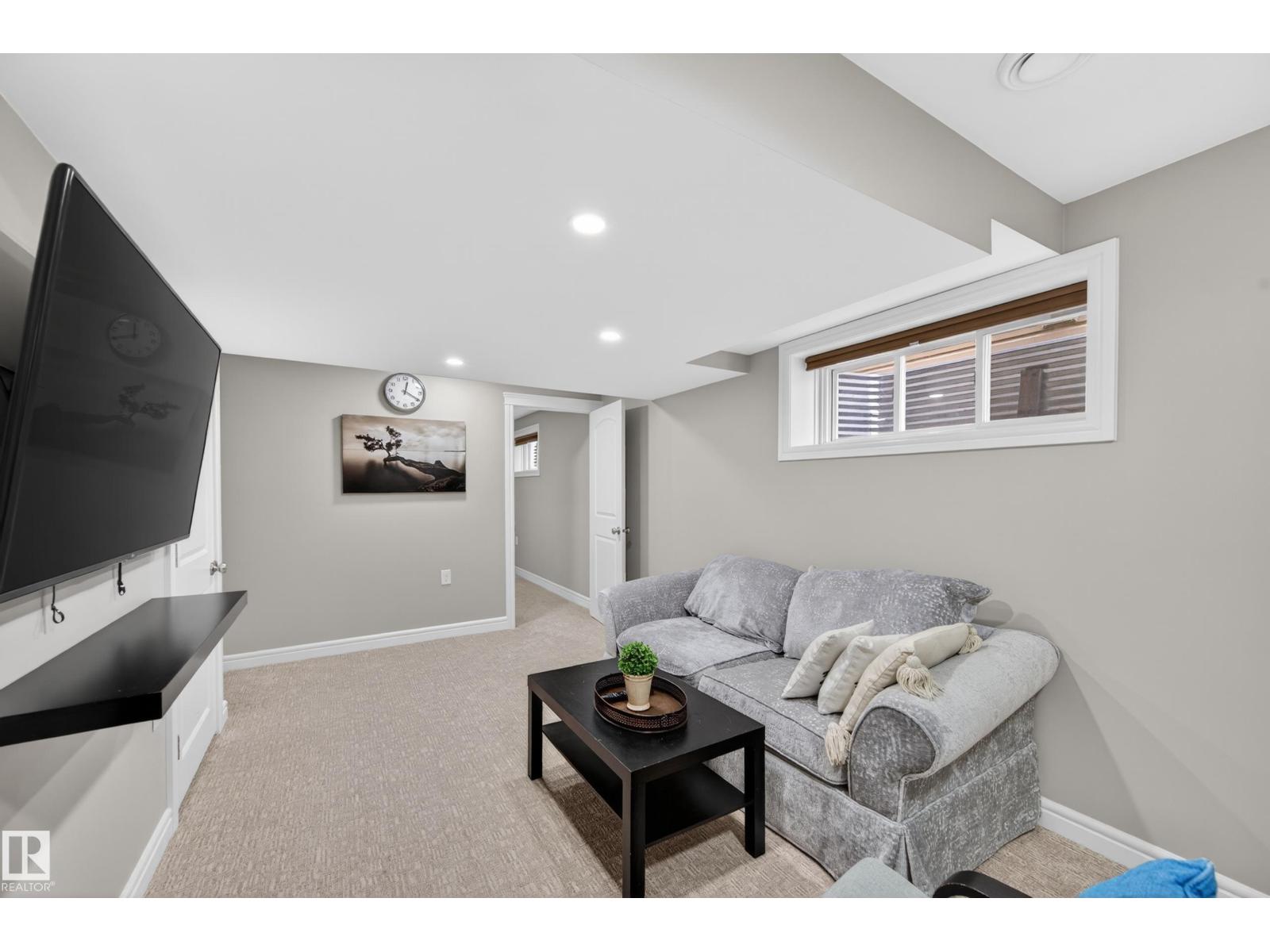 2619 12 ST NW - 46