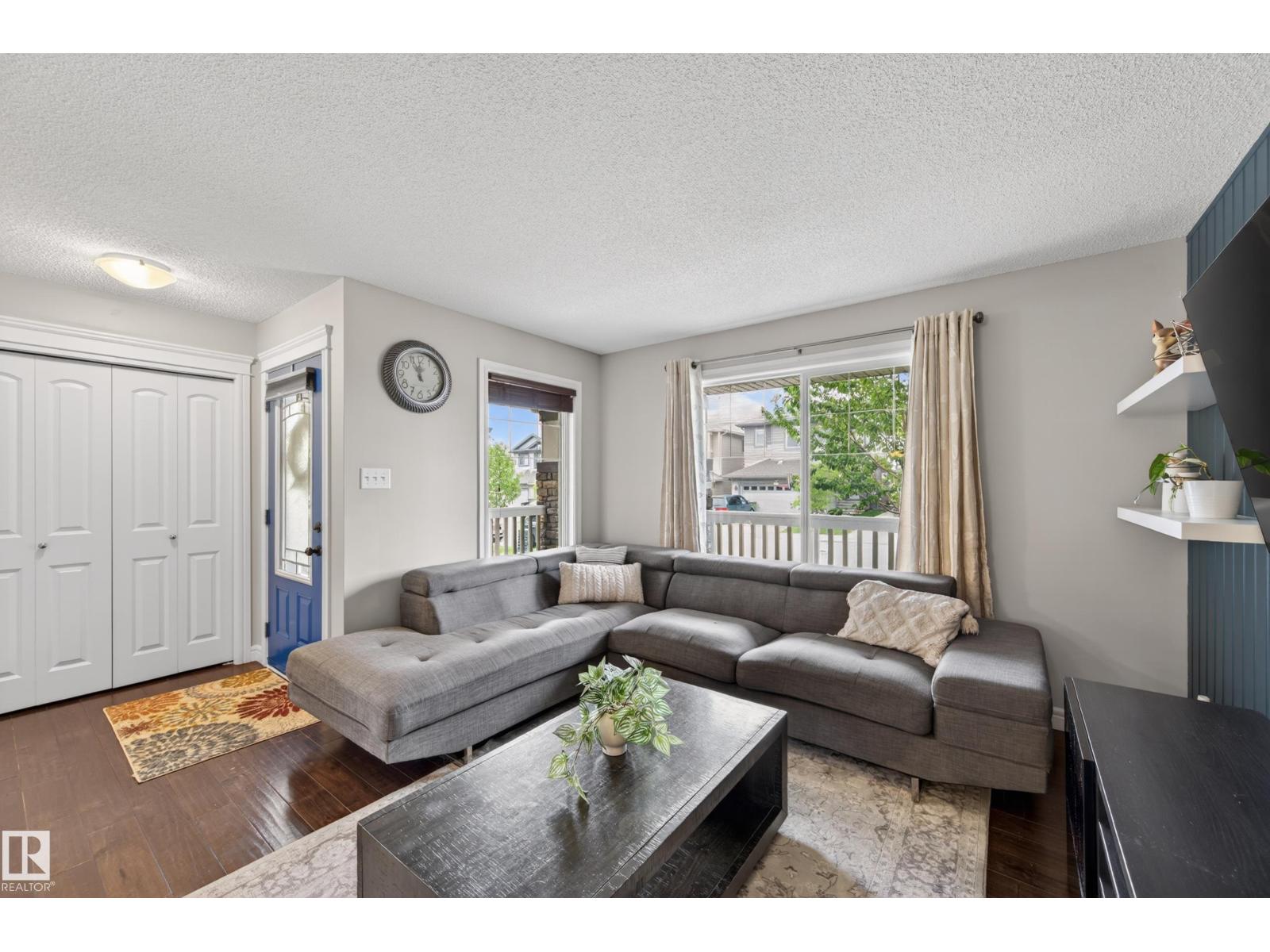 2619 12 ST NW - 9