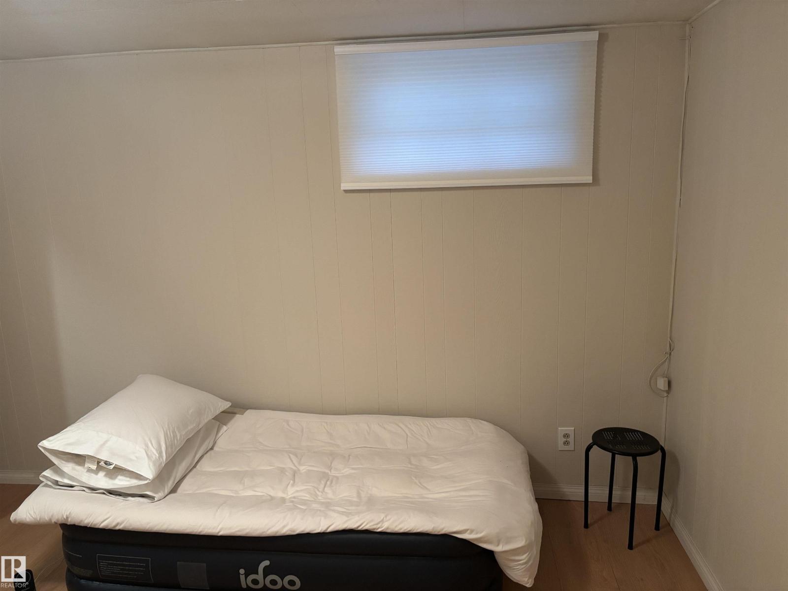 11910 43 ST NW - 23