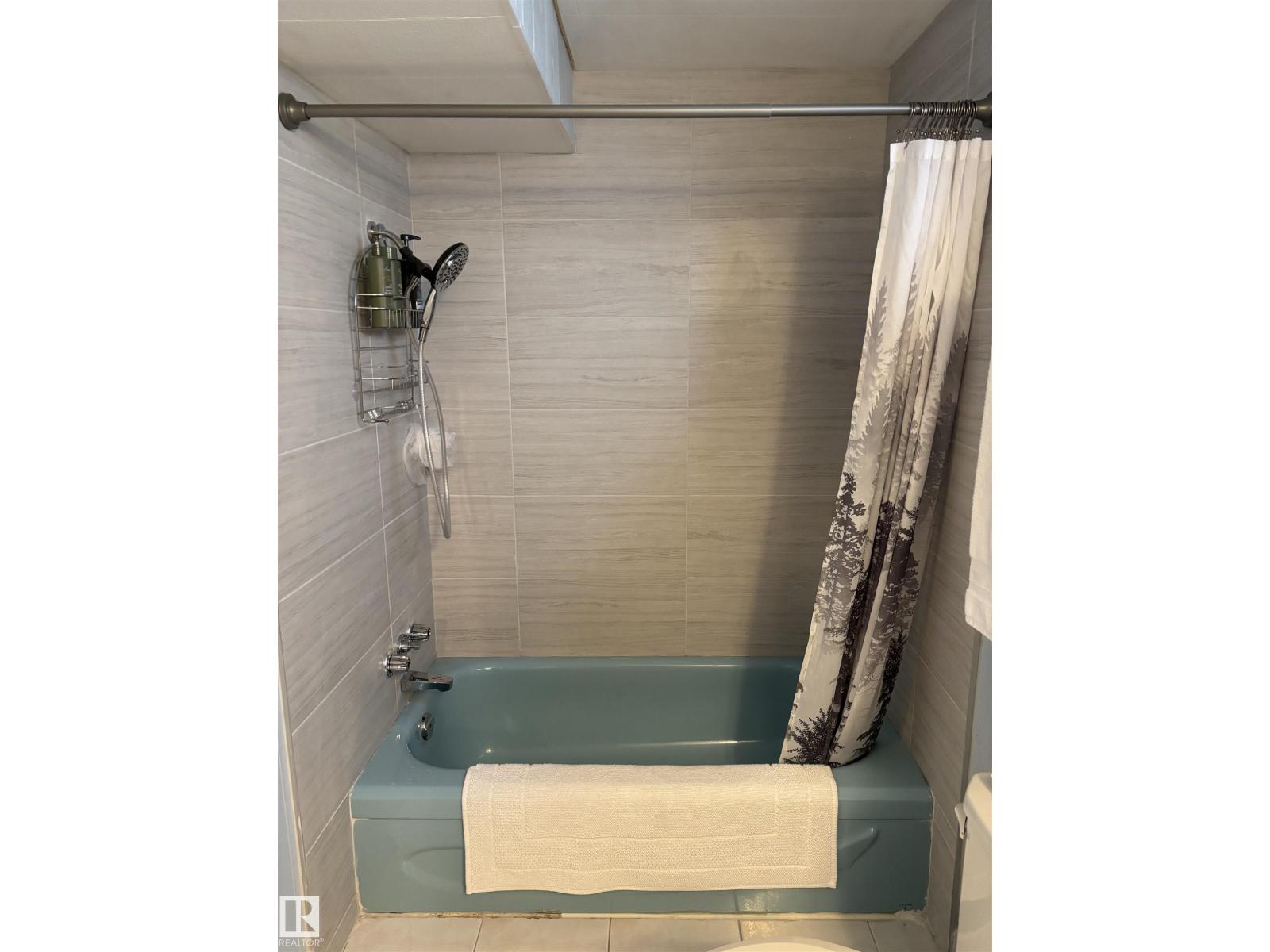 11910 43 ST NW - 25
