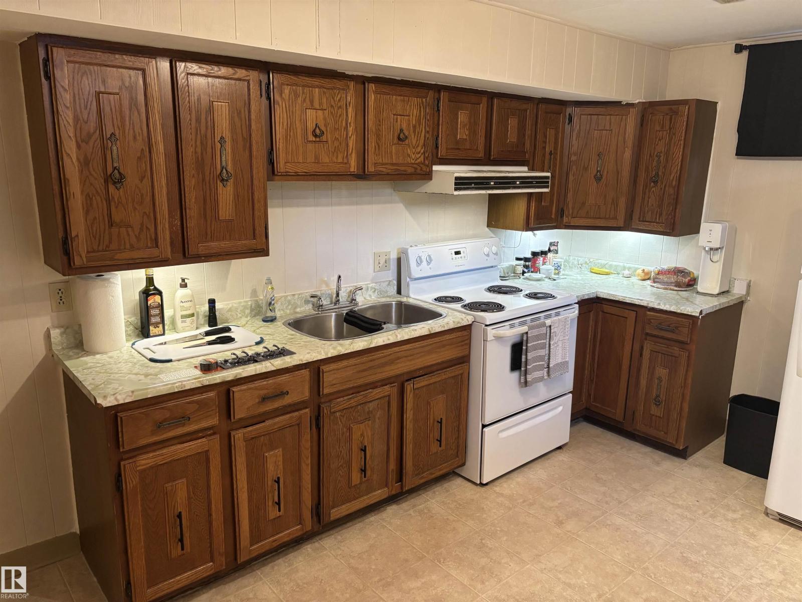 11910 43 ST NW - 30