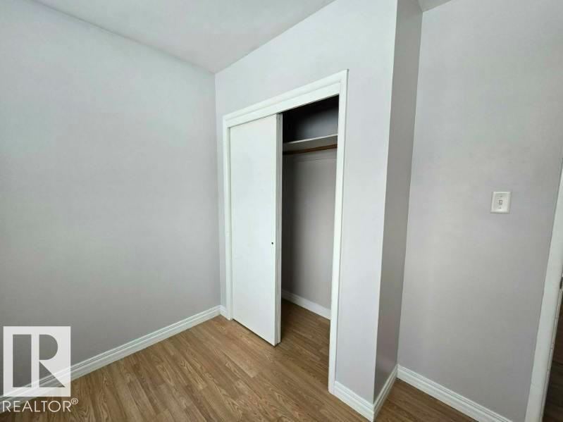 11910 43 ST NW - 9