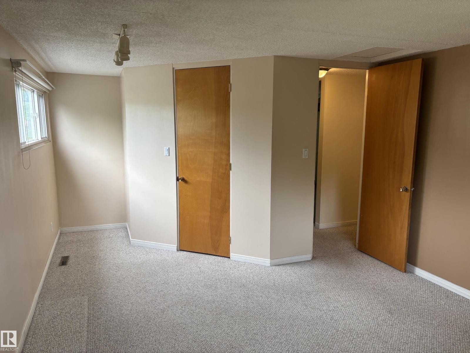51 Glenmore CR — photo 14