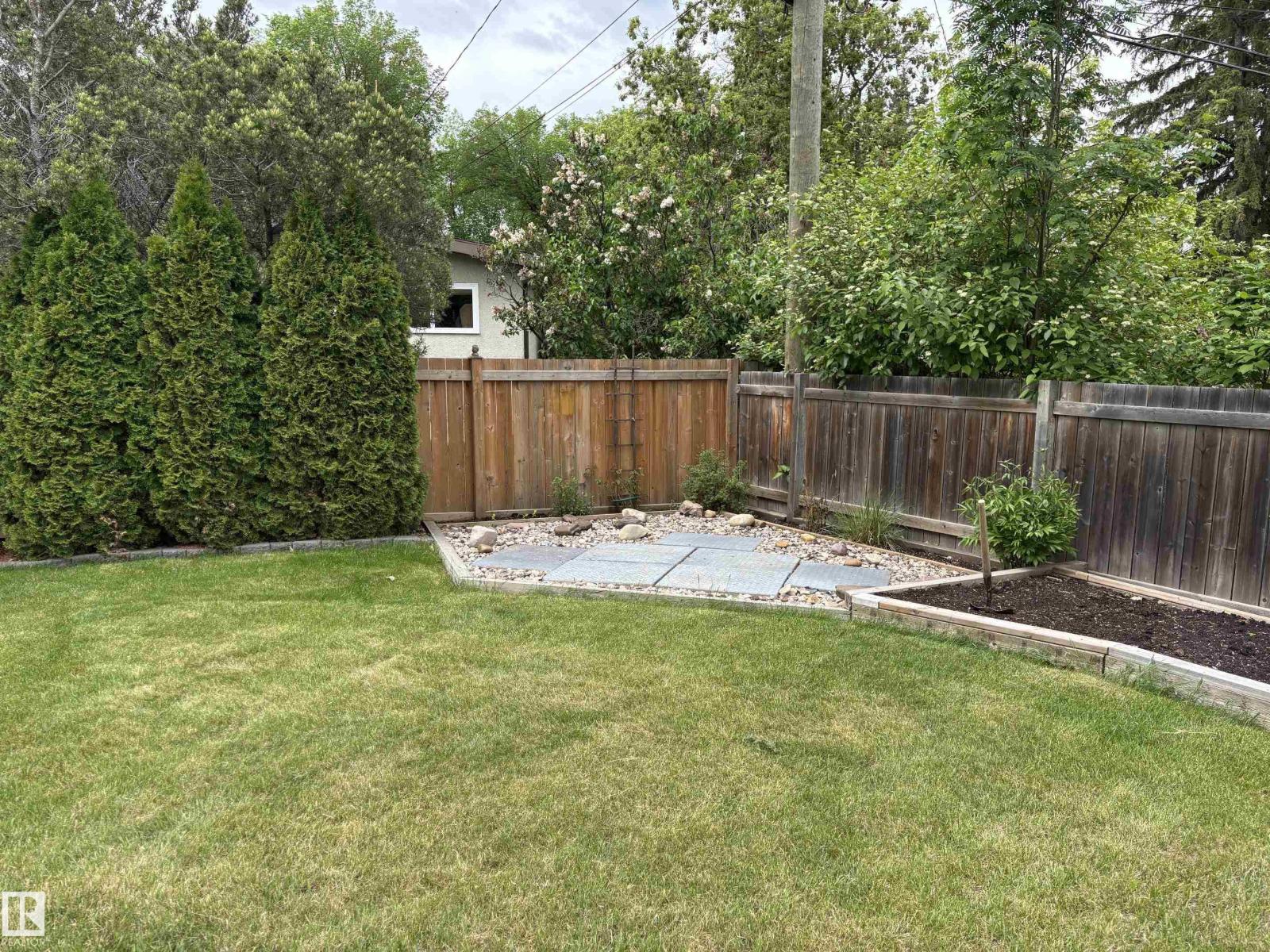 51 Glenmore CR — photo 6