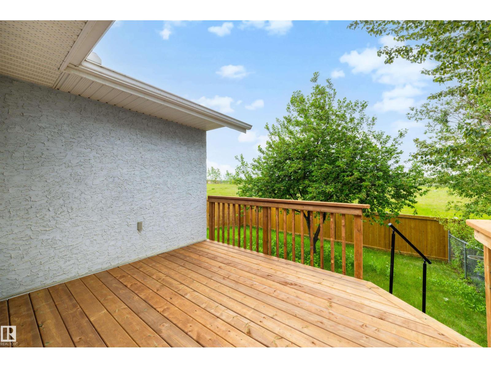 11815 8 AV NW - 18