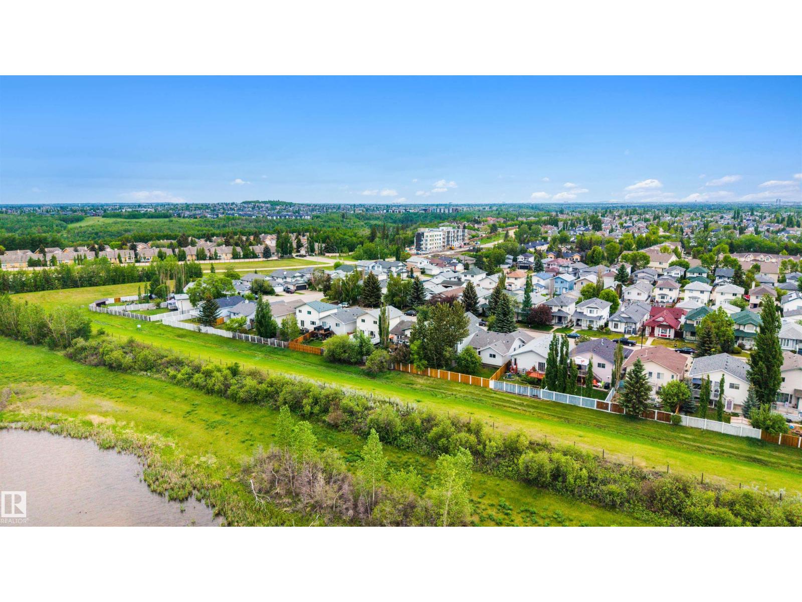 11815 8 AV NW - 29