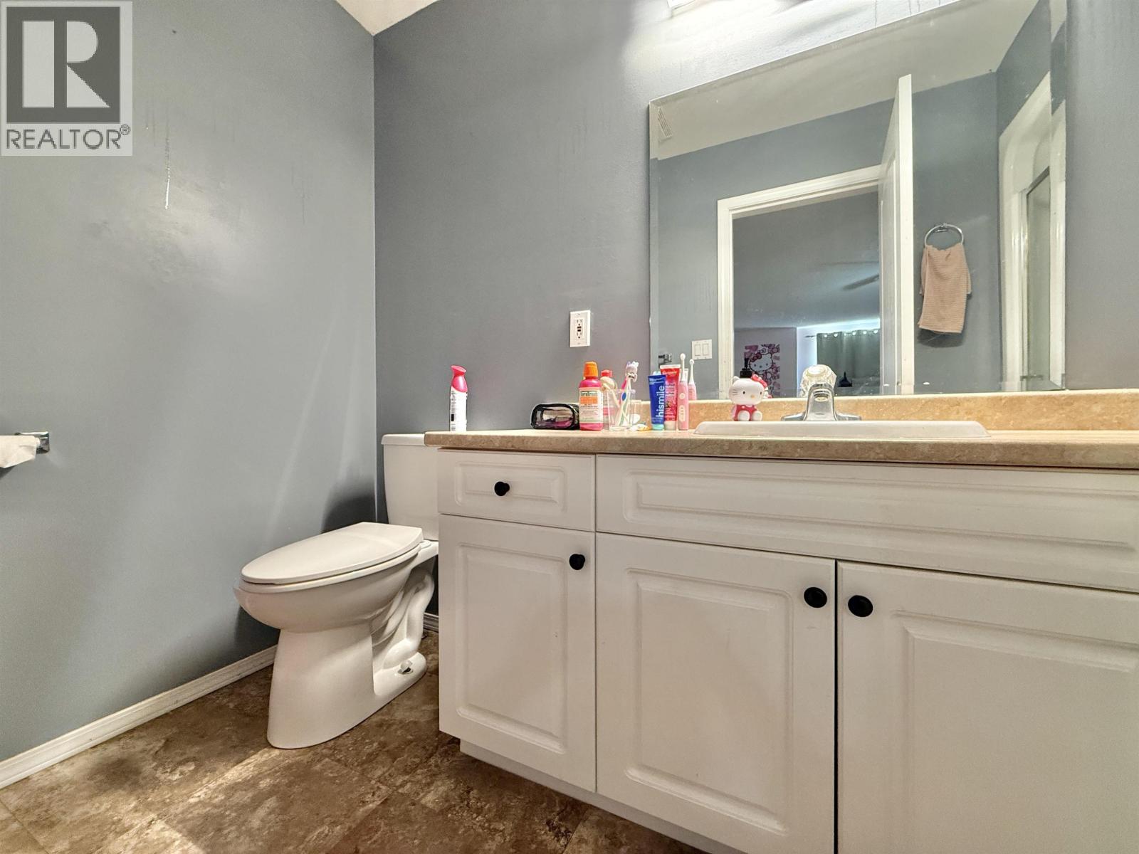 894 ROLPH STREET - 27