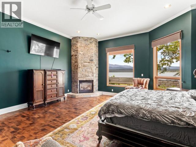 14 BAYVIEW ROAD - 17
