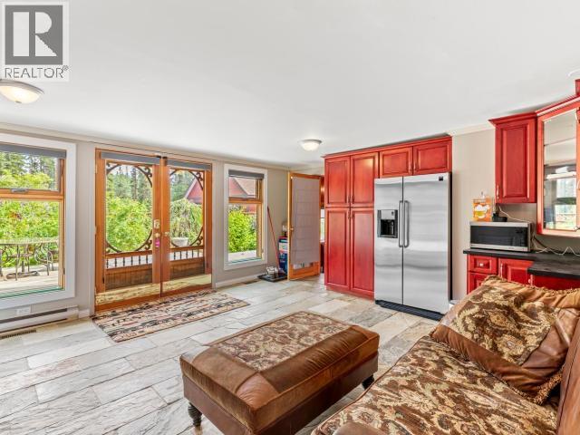 14 BAYVIEW ROAD - Image 31