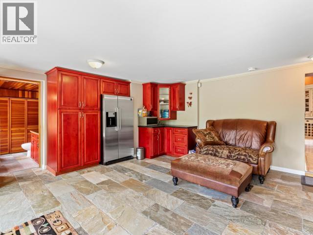 14 BAYVIEW ROAD - Image 33