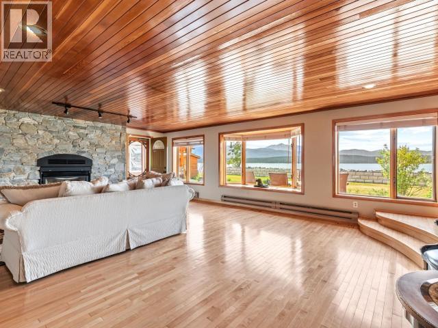 14 BAYVIEW ROAD - 36