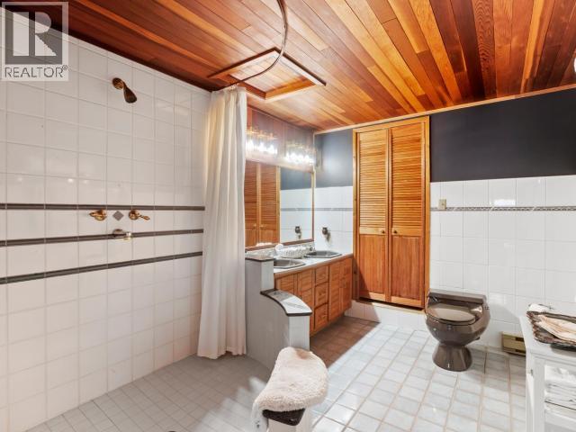 14 BAYVIEW ROAD - 41