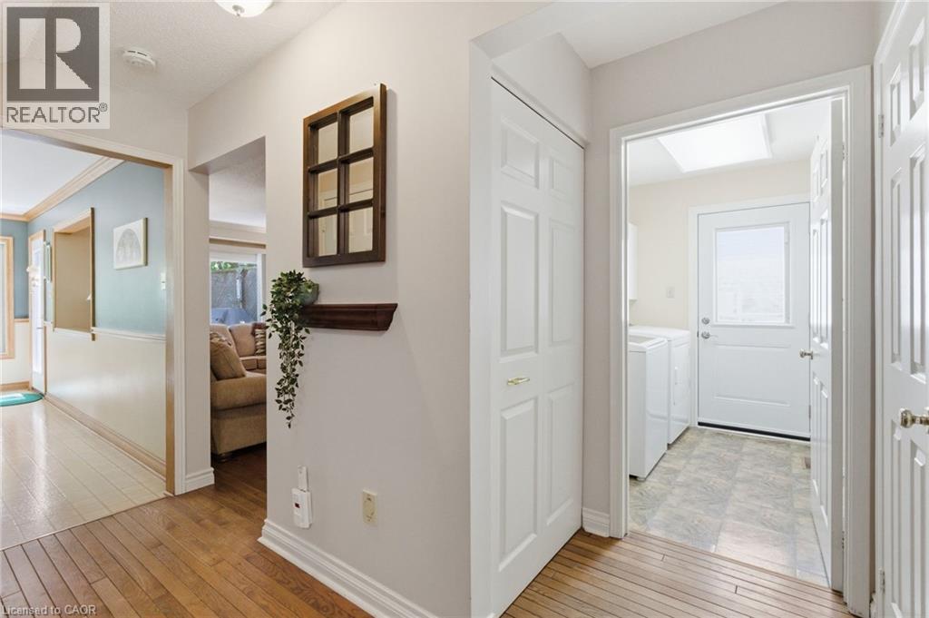 2136 WINDING Way - 11
