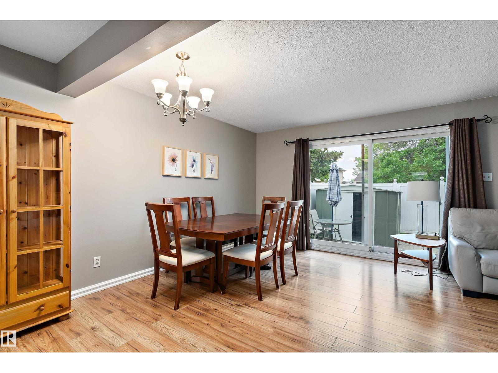 11340 139 AV NW - 15