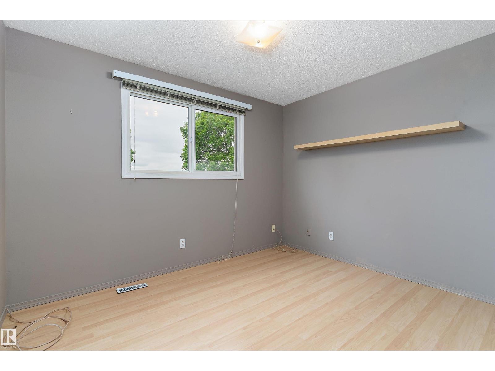 11340 139 AV NW - 18