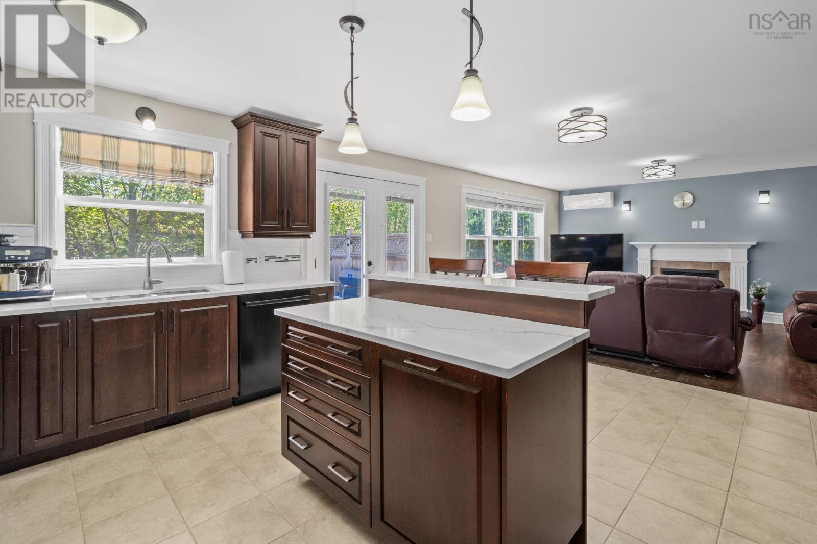 Property 34 of 51 of 104 Hollyhock Way