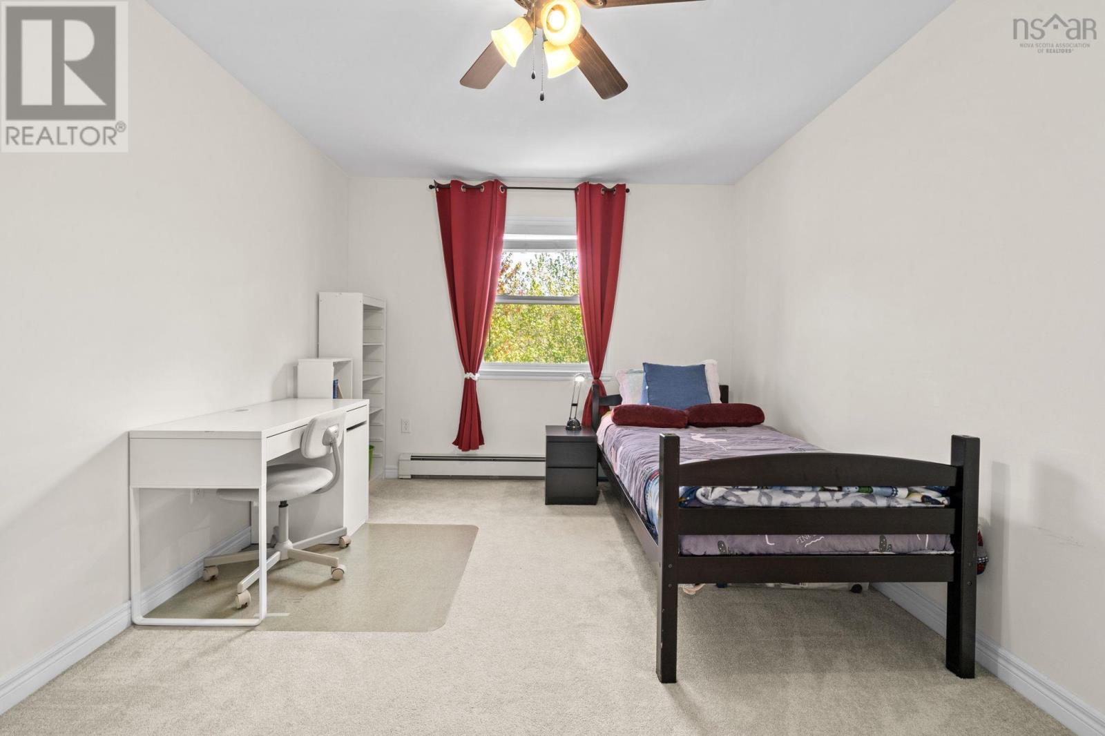 Property 25 of 51 of 104 Hollyhock Way