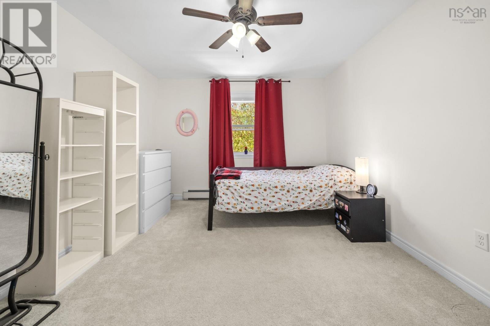 Property 24 of 51 of 104 Hollyhock Way