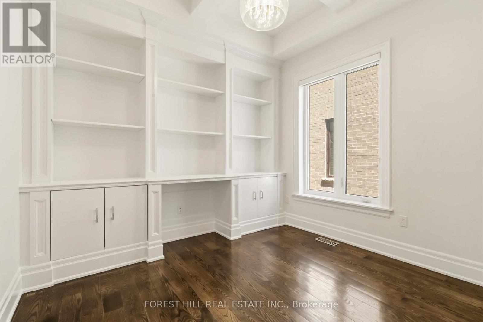47 HARDING BOULEVARD - 35