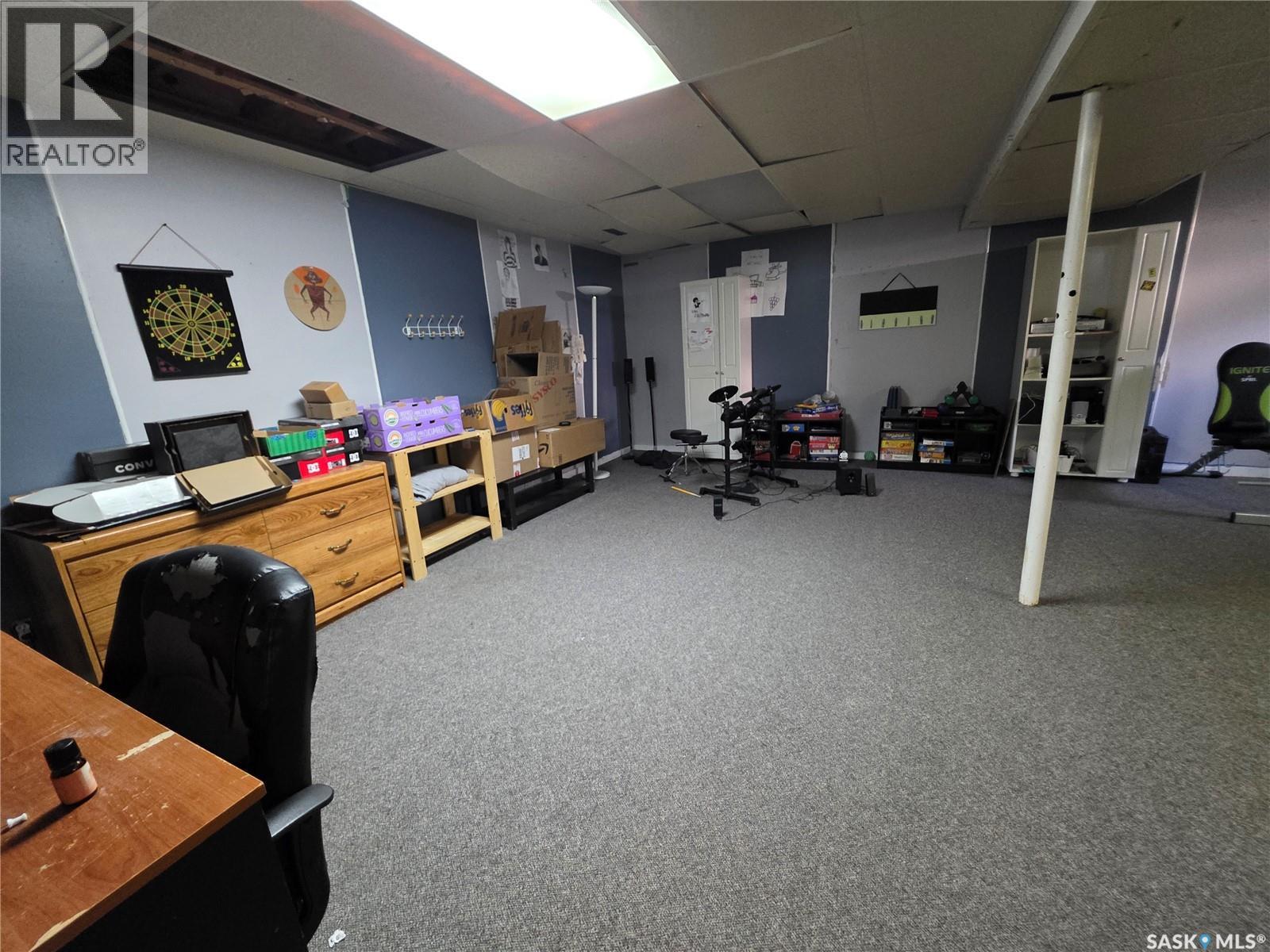 520 Dennis STREET — photo 21
