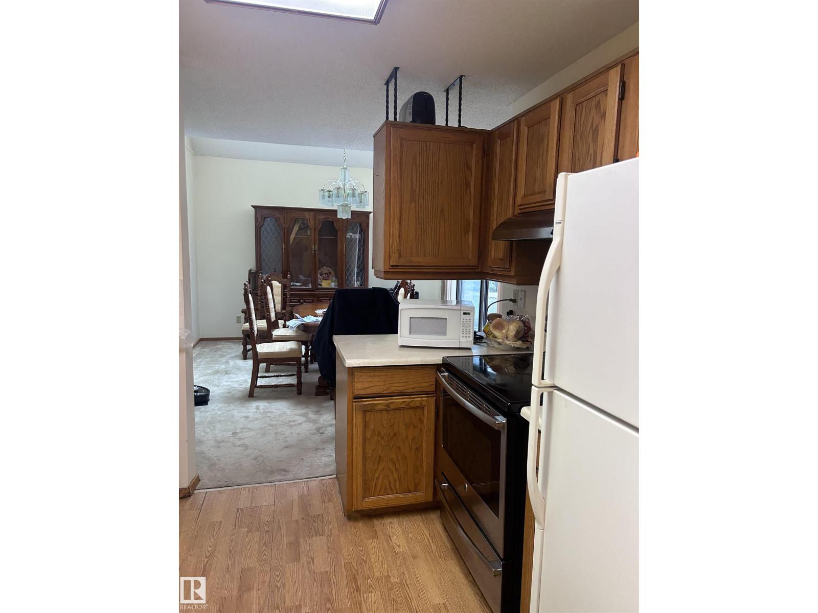 #23 500 LESSARD DR NW - 9