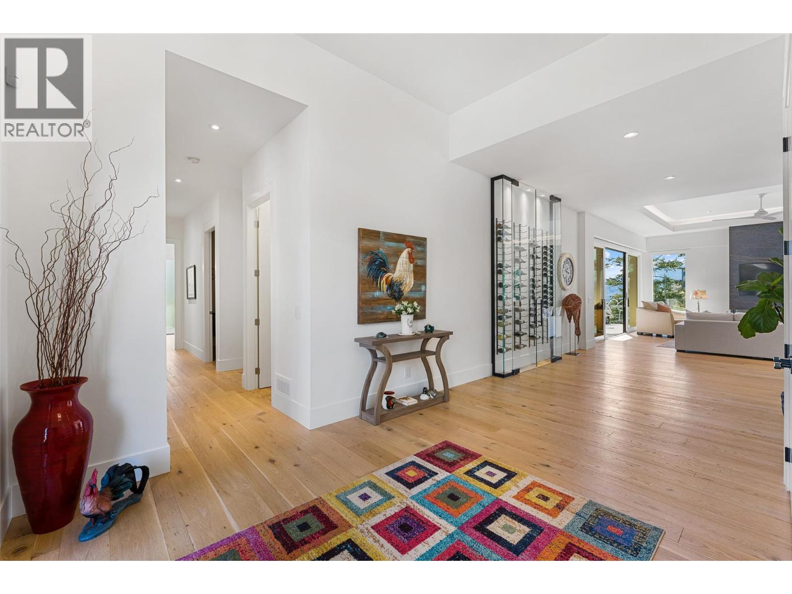 724 Rockcliffe Place, Kelowna