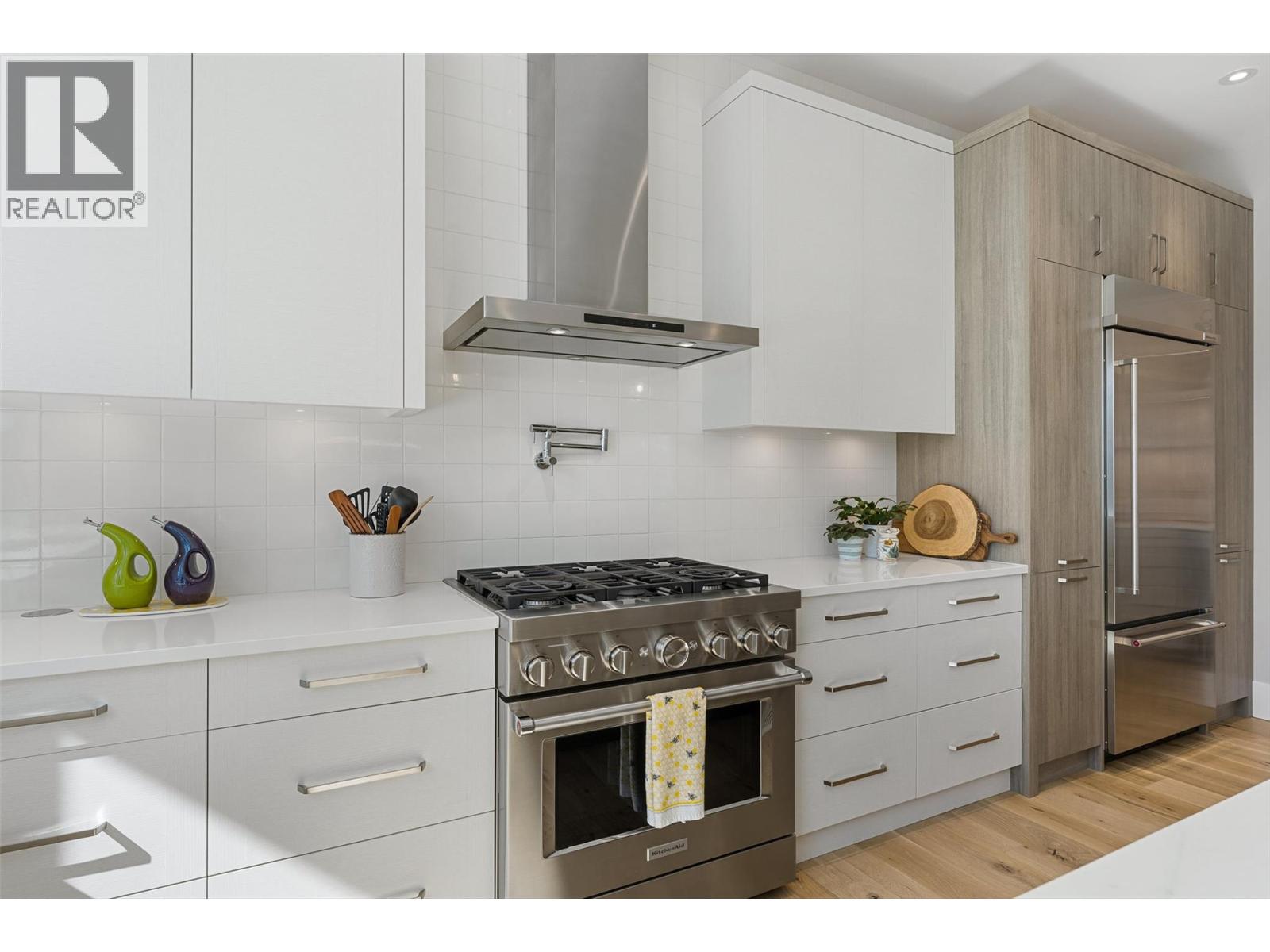 724 Rockcliffe Place, Kelowna