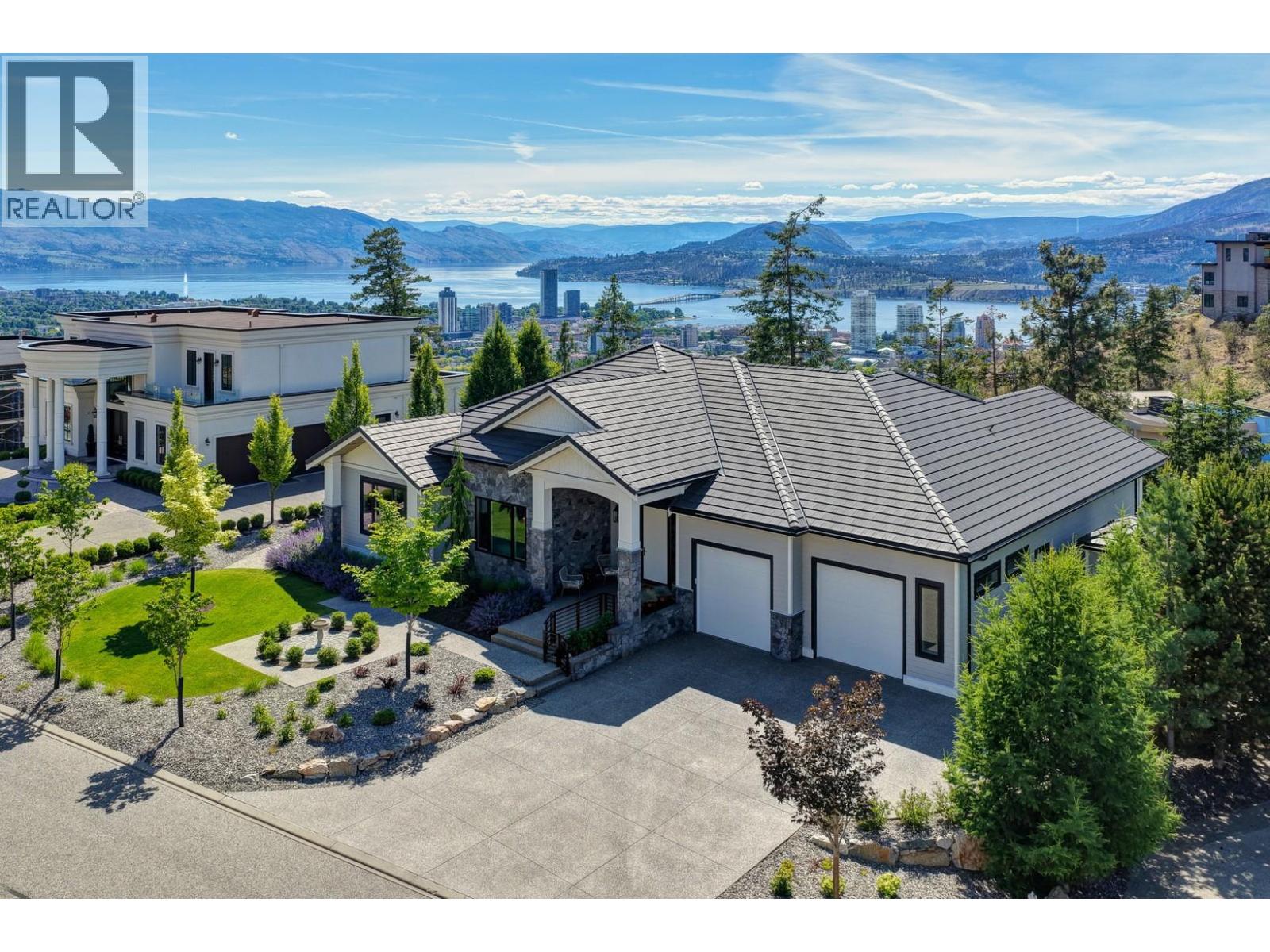 724 Rockcliffe Place, Kelowna