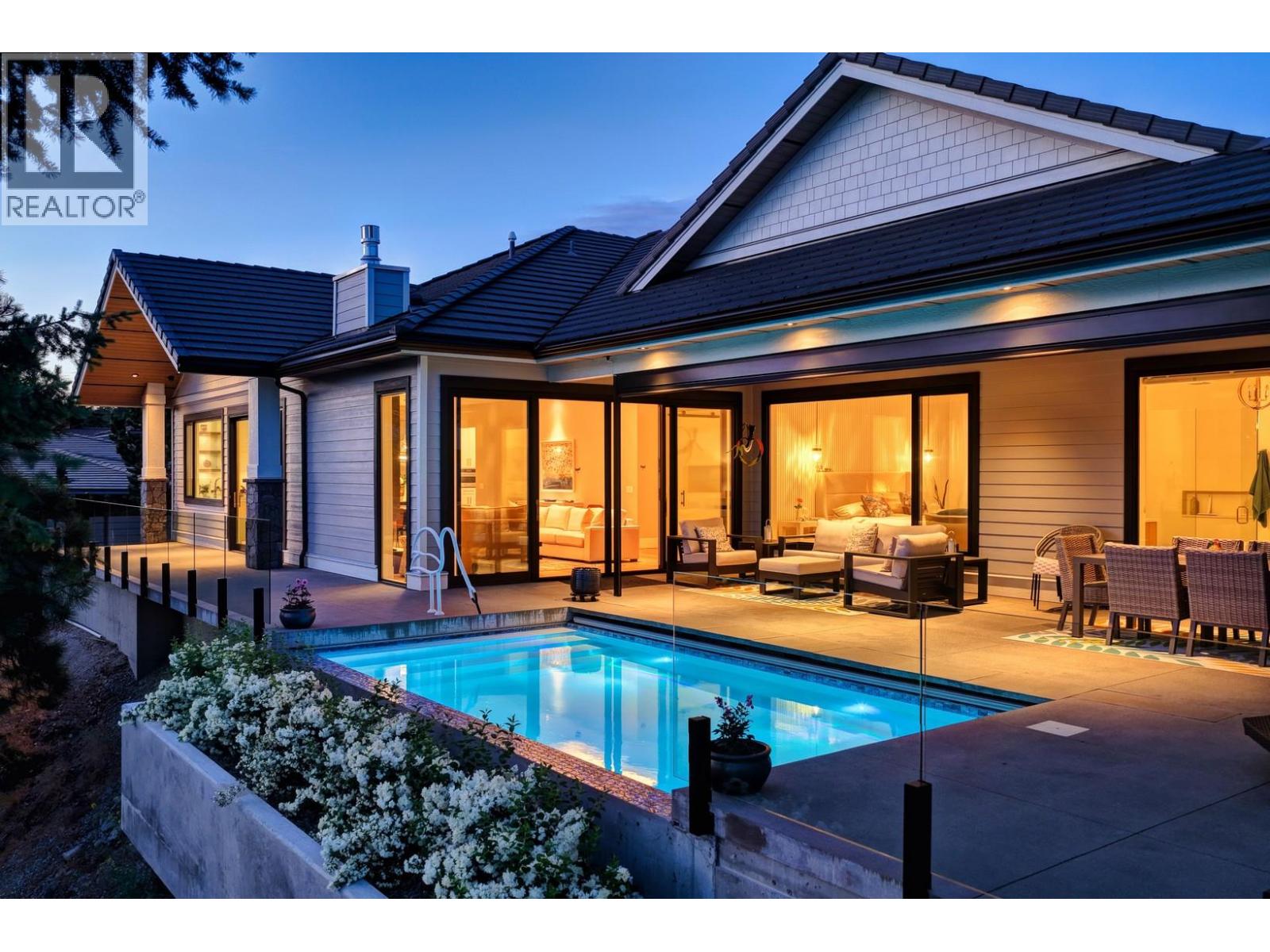 724 Rockcliffe Place, Kelowna