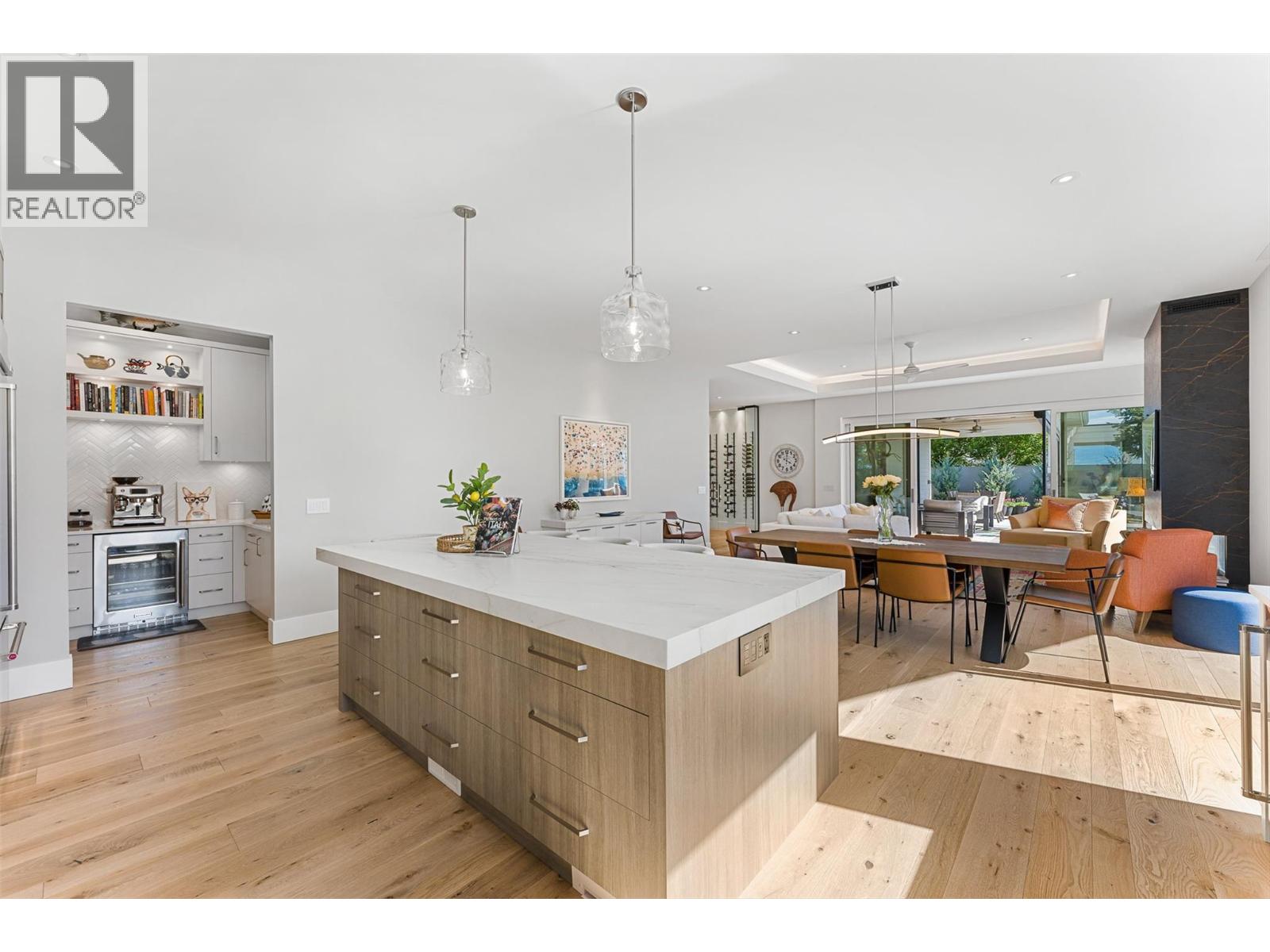 724 Rockcliffe Place, Kelowna