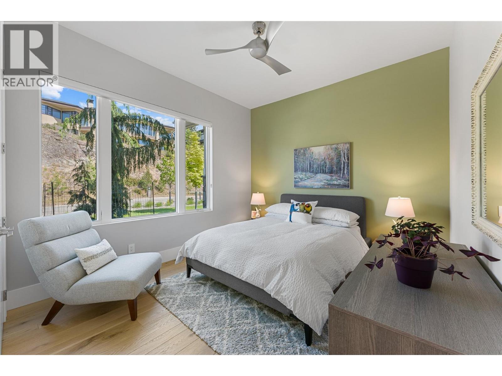 724 Rockcliffe Place, Kelowna
