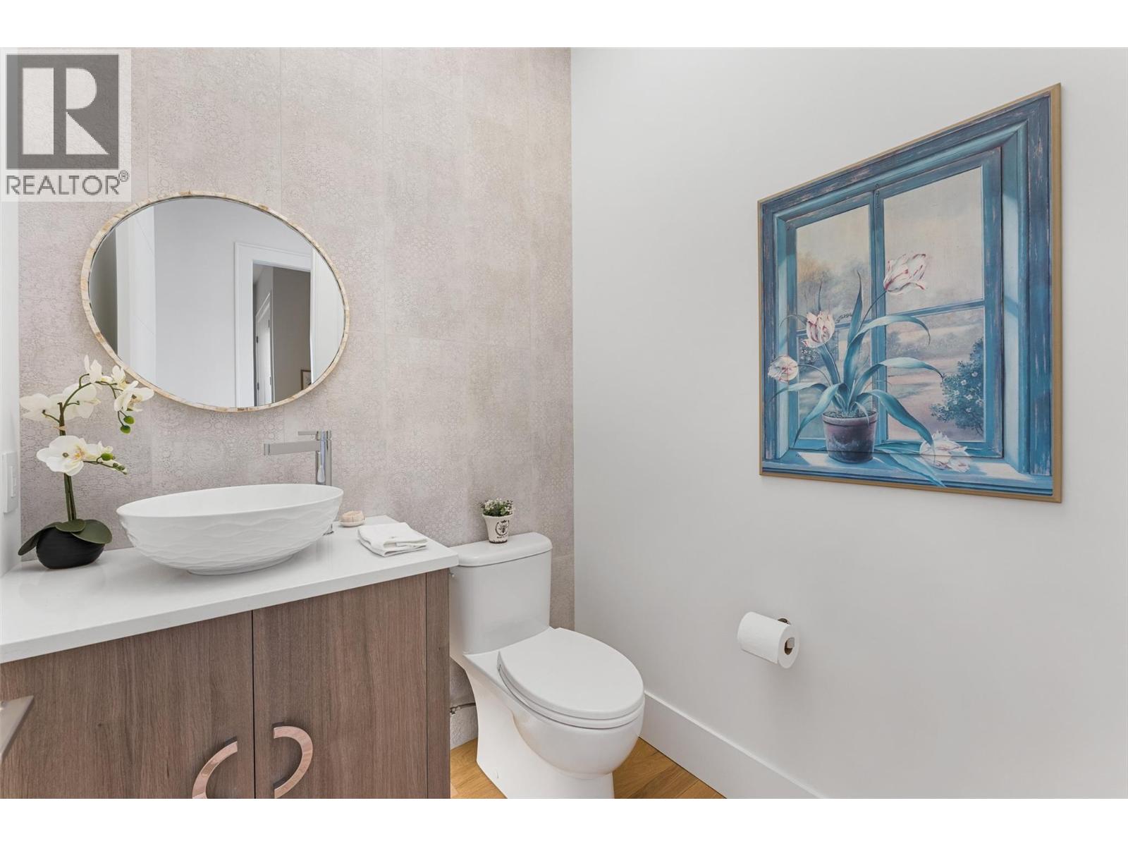 724 Rockcliffe Place, Kelowna
