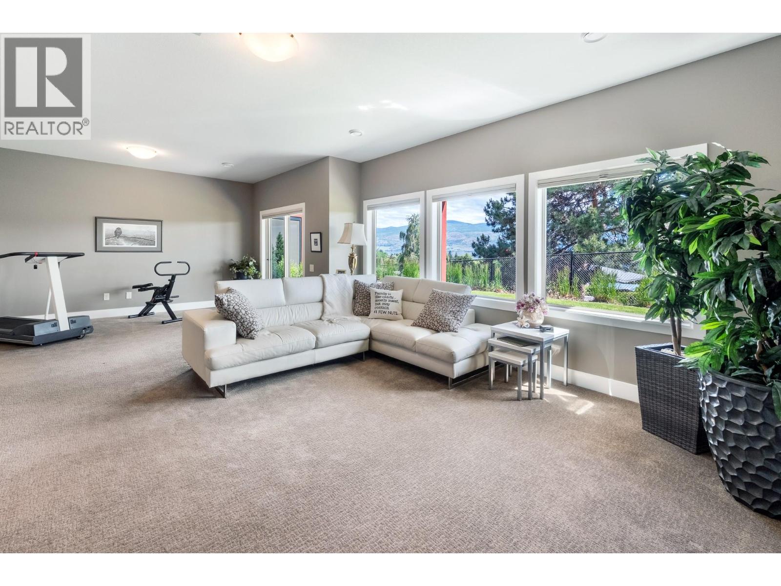 2167 Talavera Place - 25