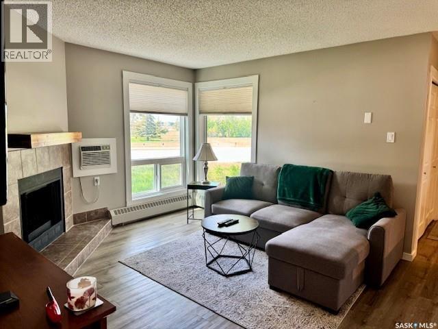 #105 2921 Harding STREET - 10