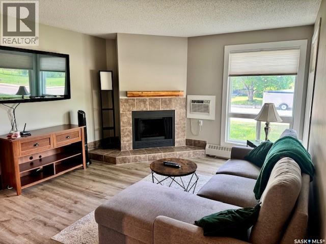 #105 2921 Harding STREET - 9