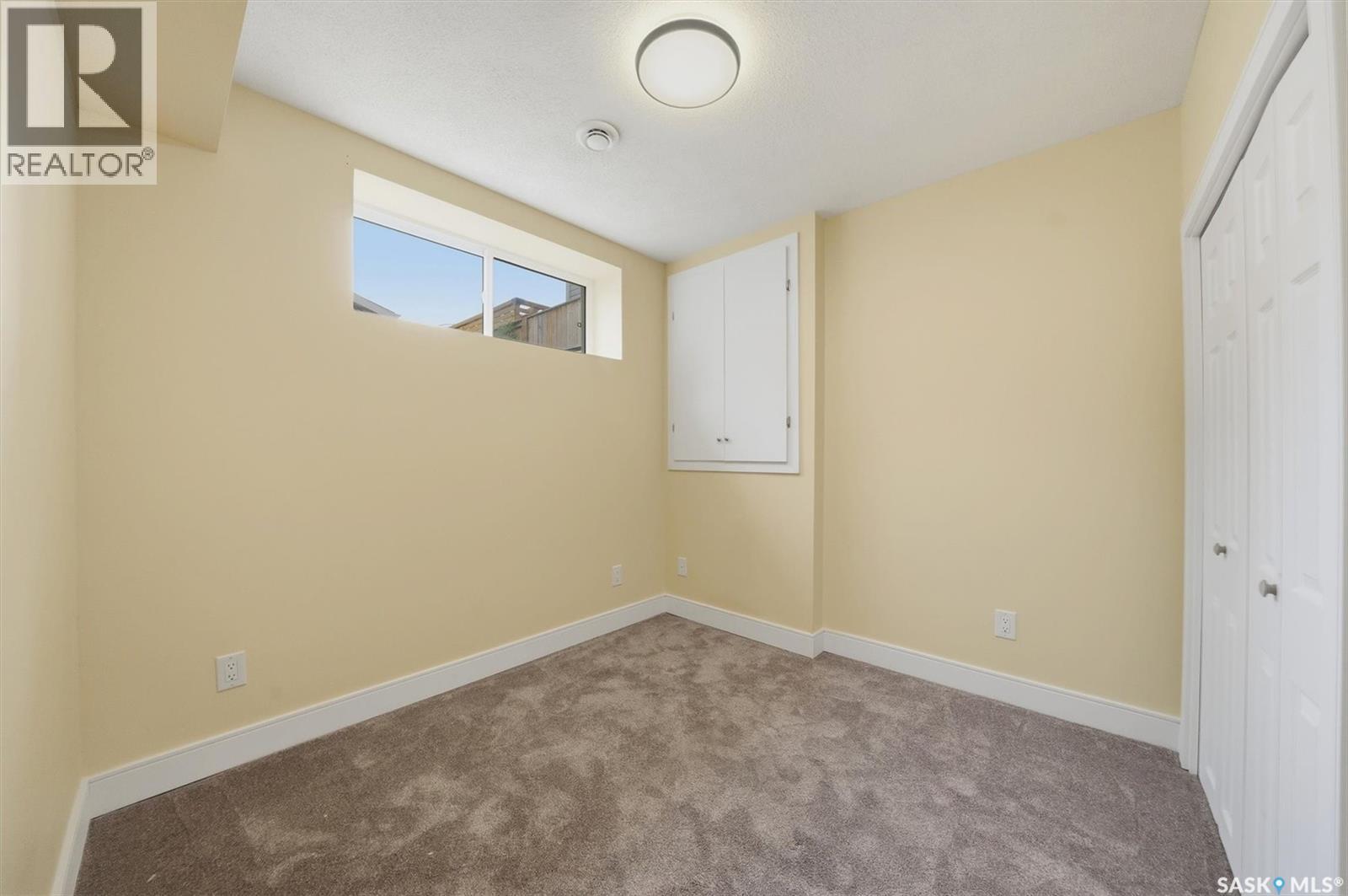 1025 Parr Hill DRIVE - 33