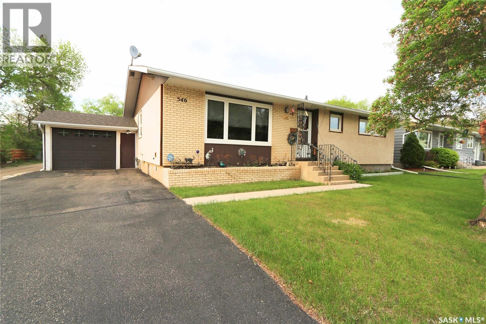 546 Riverview ROAD - 1