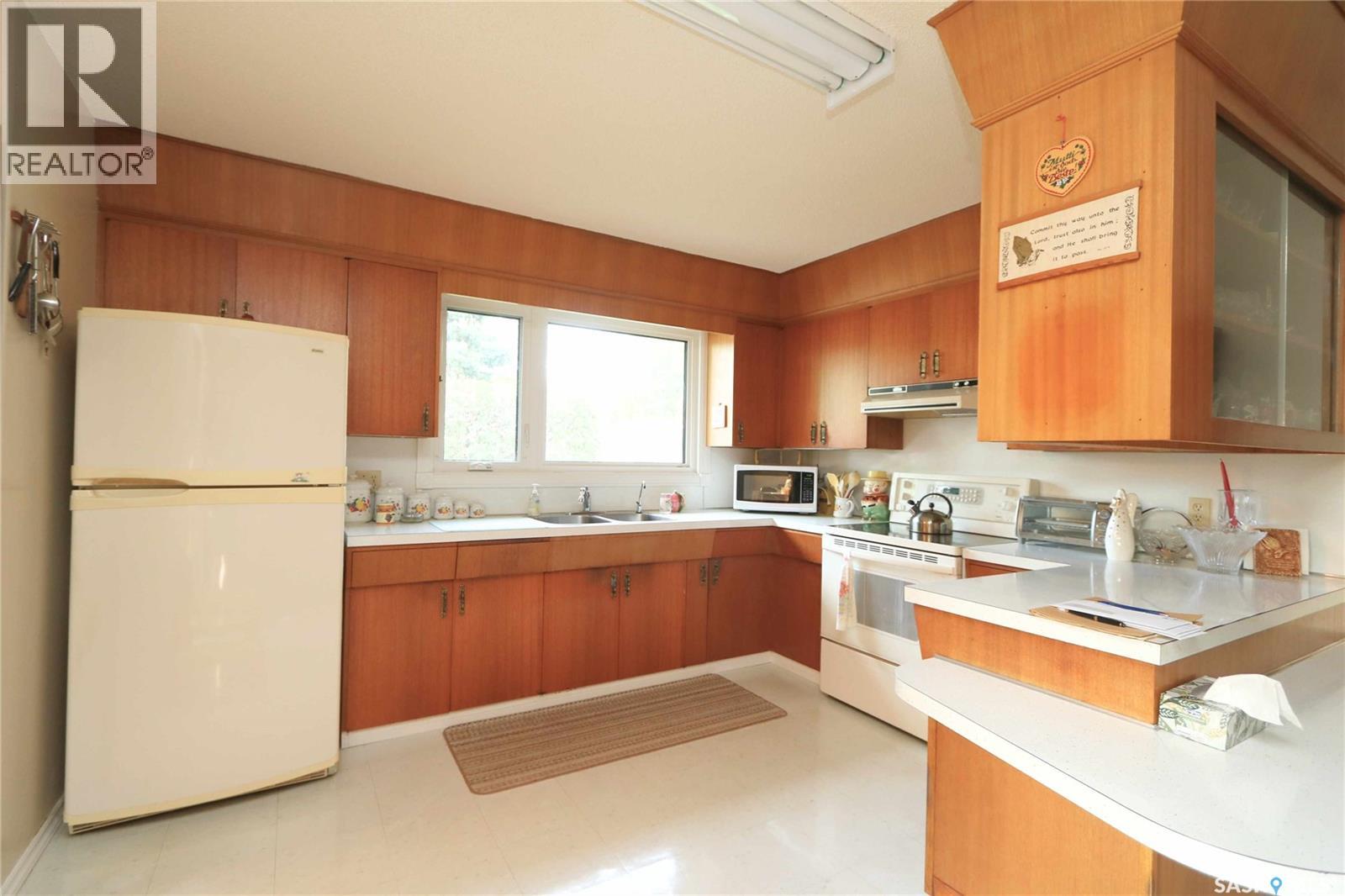 546 Riverview ROAD - 11