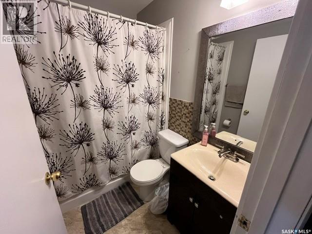 206 3rd AVENUE W - 16