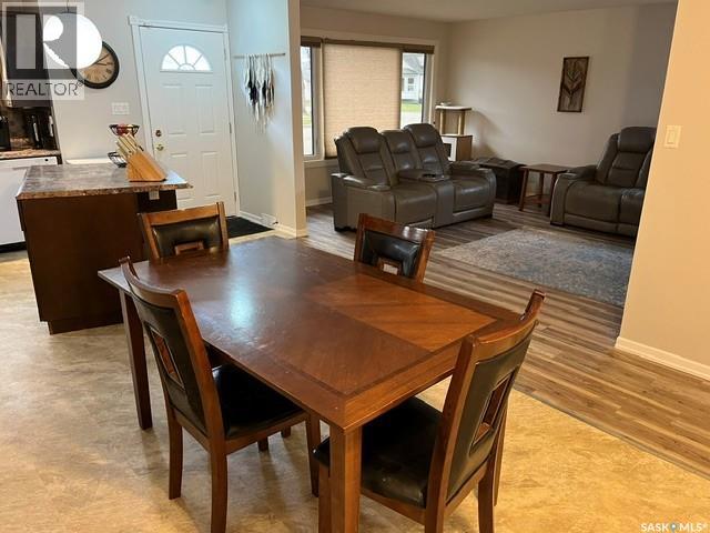 206 3rd AVENUE W - Image 3